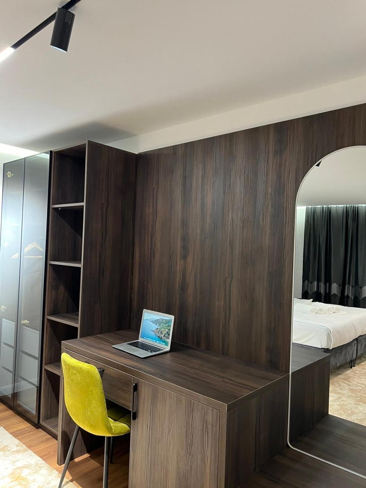 Hotel Europa Prishtina Pristina Extérieur photo