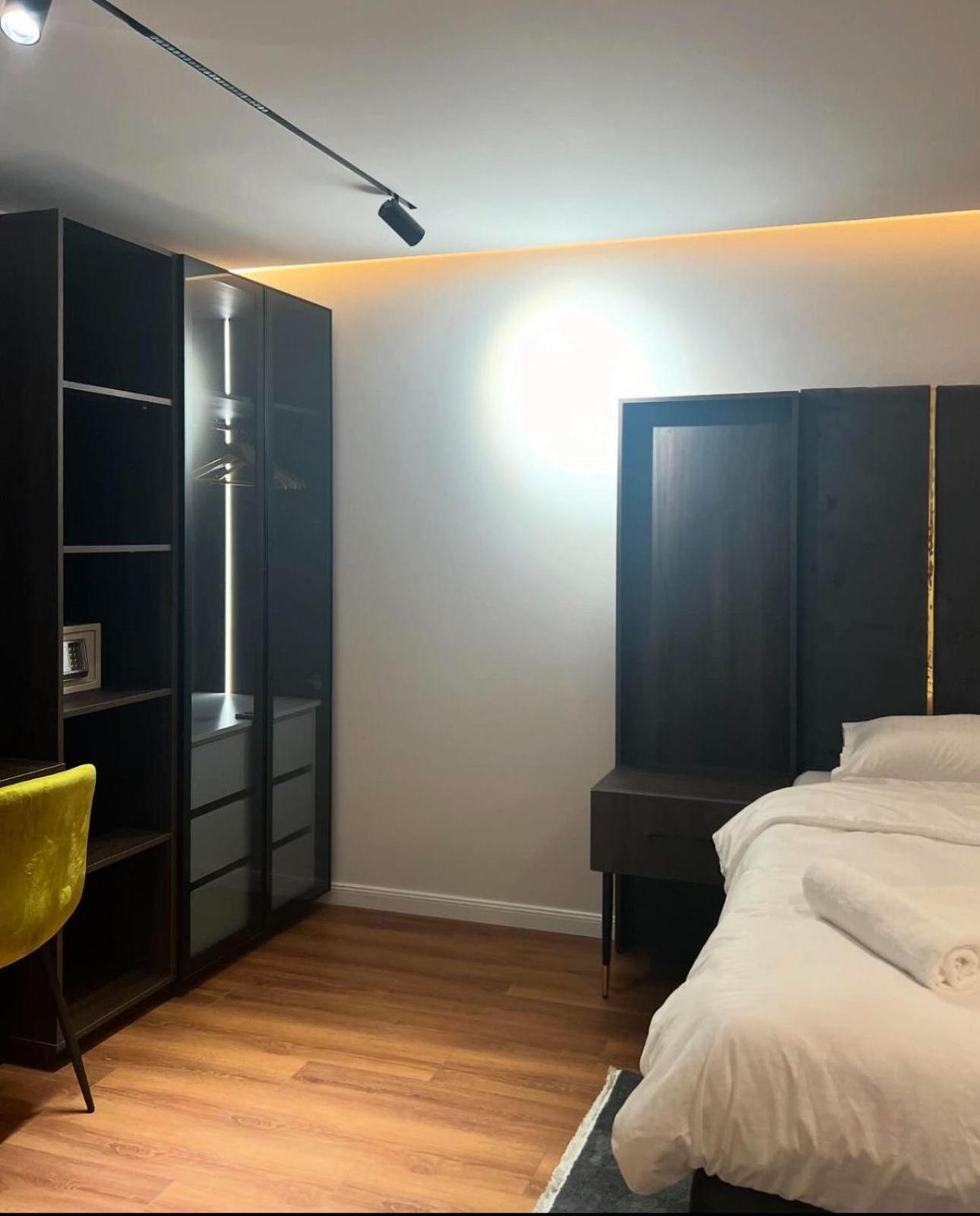 Hotel Europa Prishtina Pristina Extérieur photo