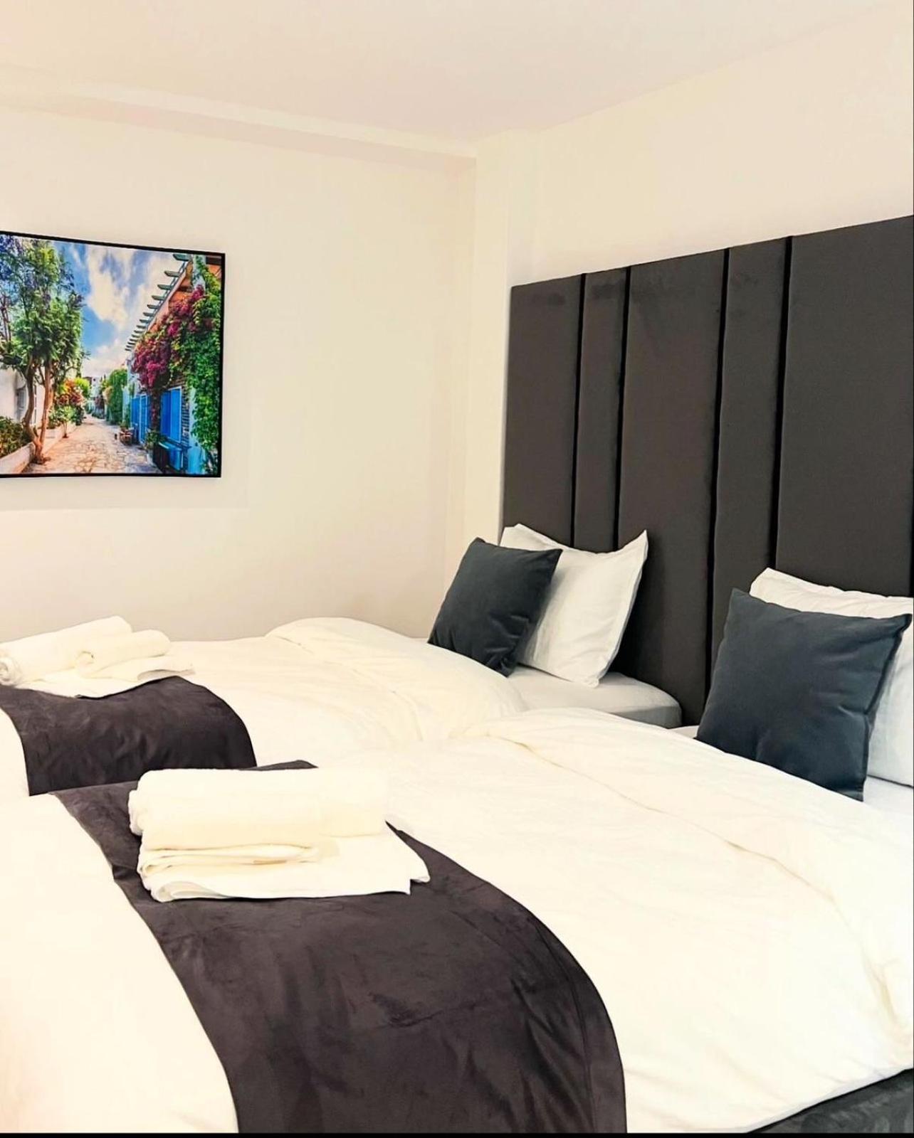 Hotel Europa Prishtina Pristina Extérieur photo
