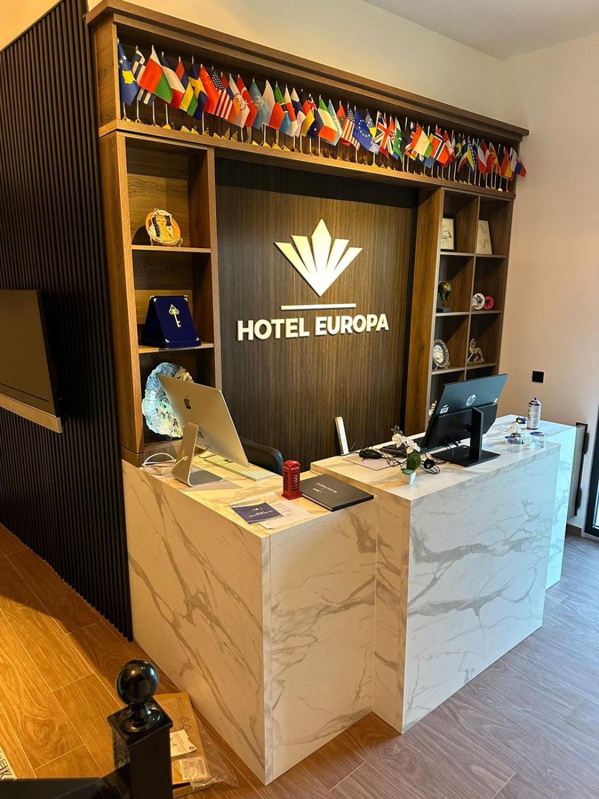 Hotel Europa Prishtina Pristina Extérieur photo