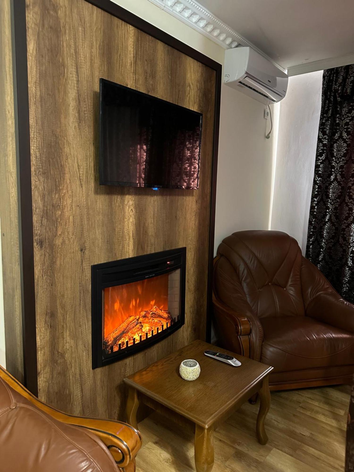 Hotel Europa Prishtina Pristina Extérieur photo