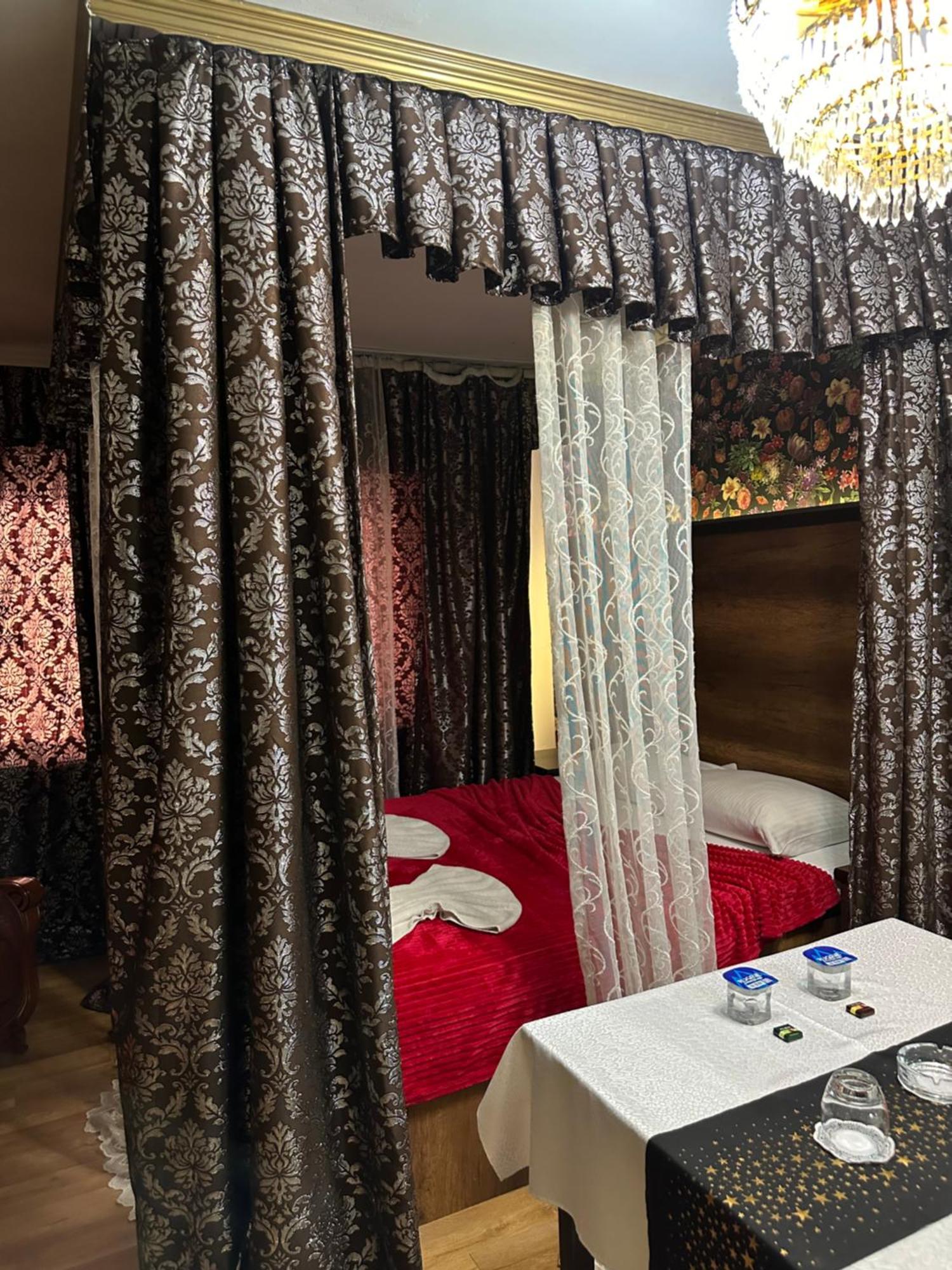 Hotel Europa Prishtina Pristina Extérieur photo